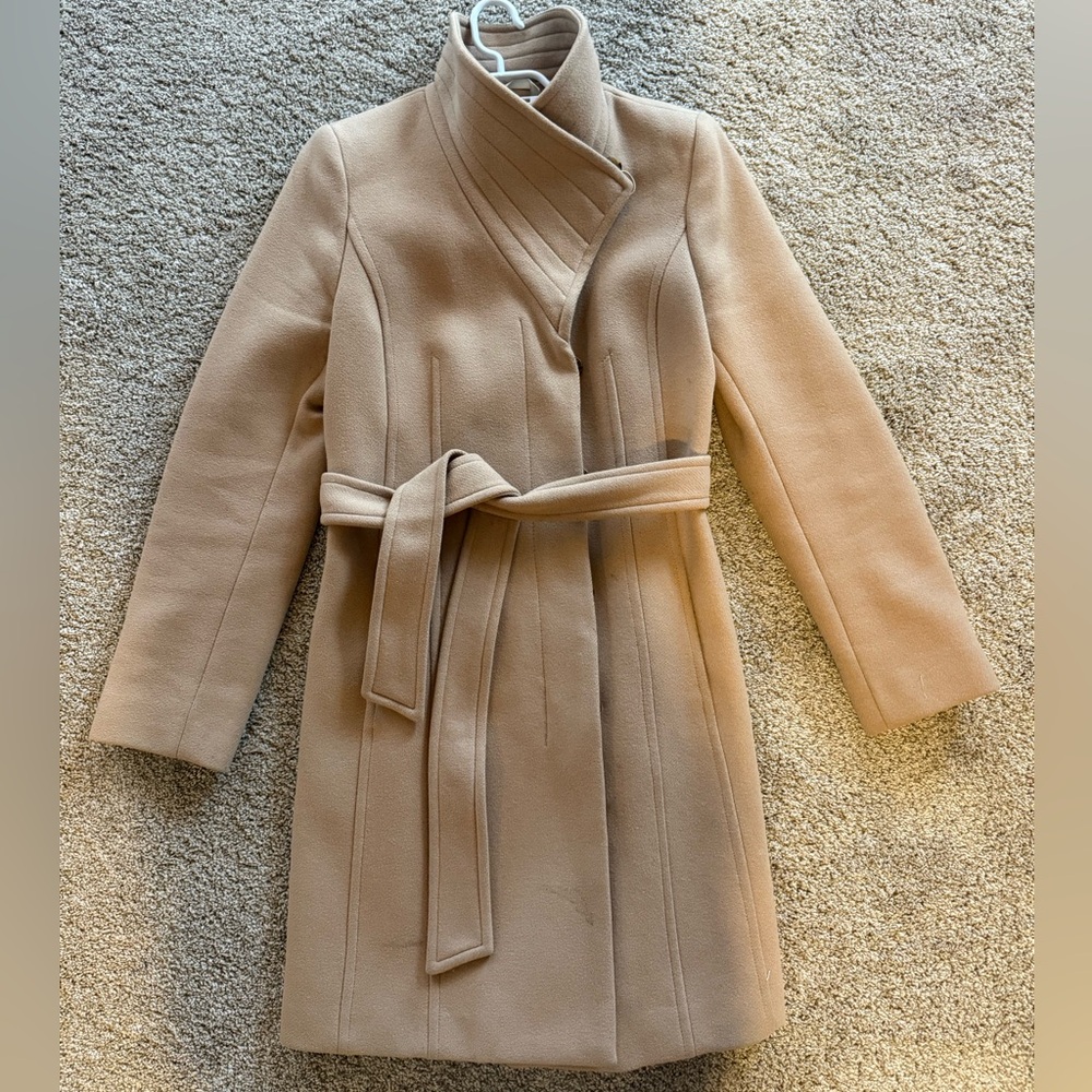 Aritzia Babaton Connor Coat in Camel size small